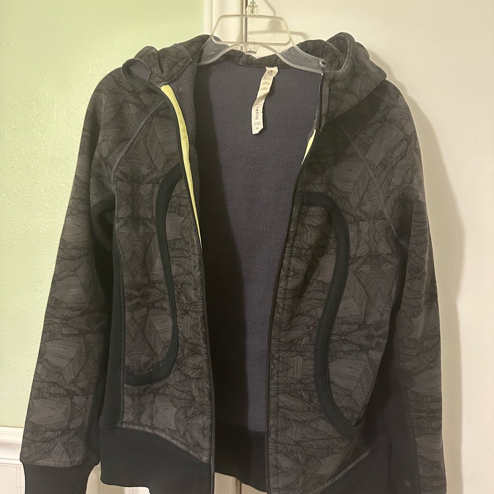 lululemon athletica Black Gray Patterned Hooded Jacket with Neon Yellow Trim